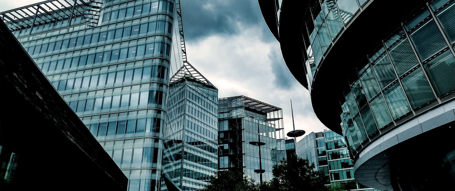 banner_low-angle-view-modern-buildings-against-sky